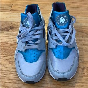 Air Huarache by Nike size 11